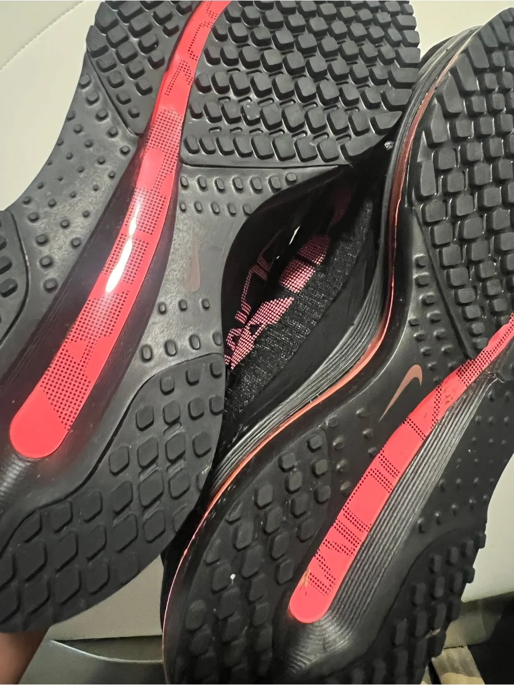 NWOB Nike Air Zoom Pegasus Premium in Hot Lava - Women’s Size 6.5